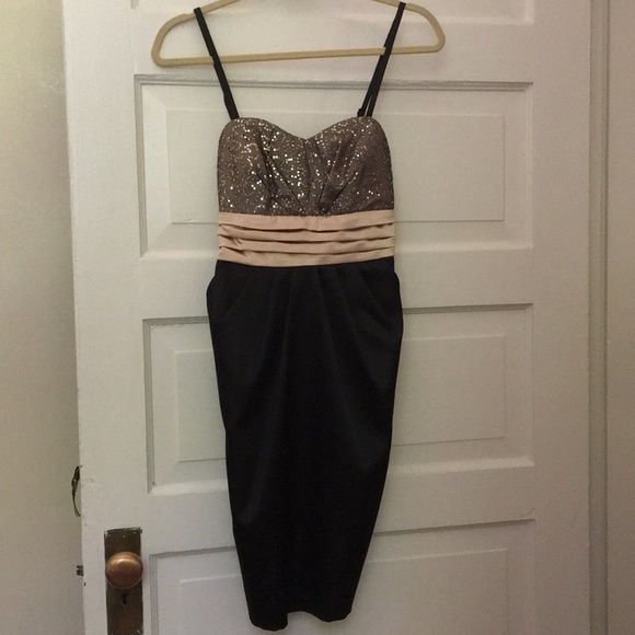 Black/Gold SemiFormal/Homecoming Dress w/ Pockets! - Picture 1 of 2